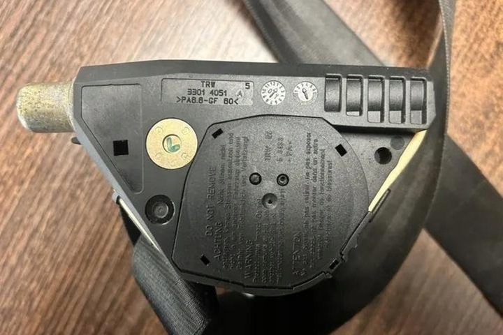 фото №16, Pas безопасности переднее левый vw golf iv вариант 1j5 1j3857706g 1.9l