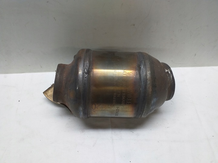 фото №1, Porsche 971 каталізатор