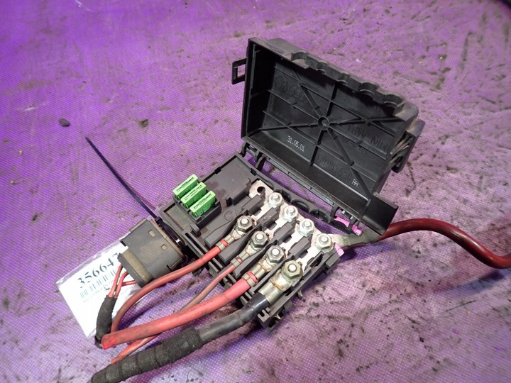 фото №3, Vw golf iv 97-06 1.9 коробка запобіжників 1j0937550aa