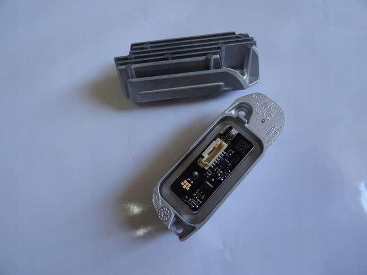 фото №1, Jeż модуль led 992941661a porsche 911 carrera 992