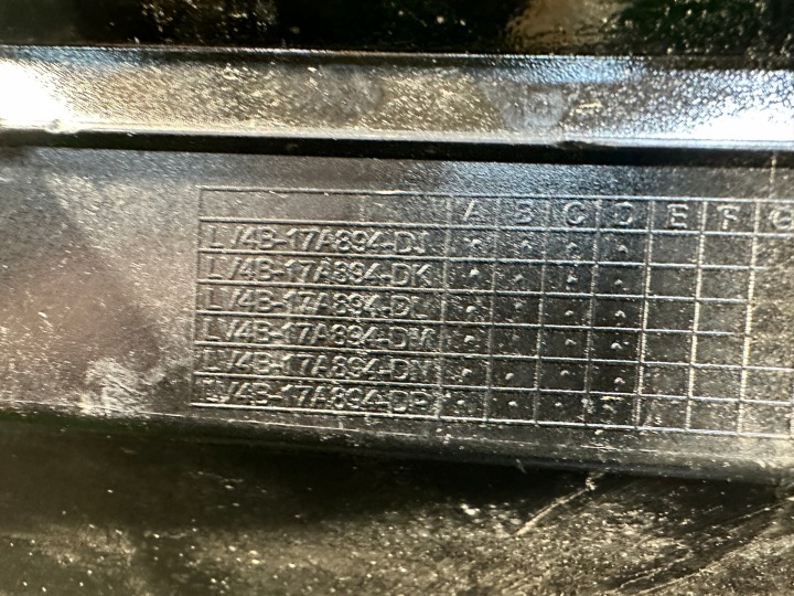 фото №15, Ford kuga mk3 st-line задний бампер lv4b-17a894-dj