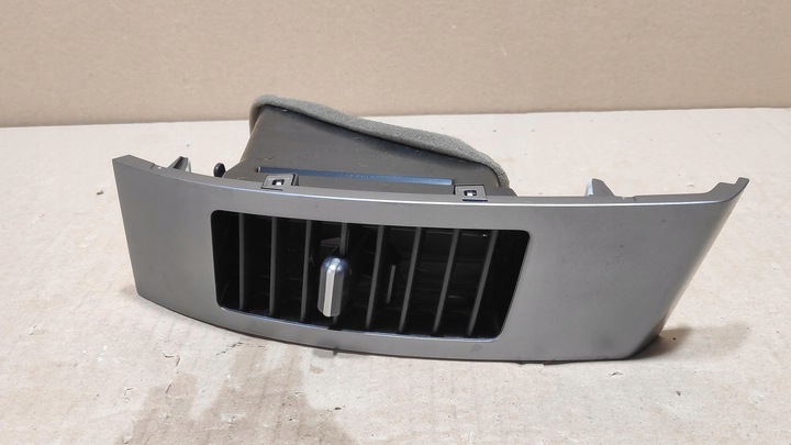 фото №1, Решётка воздуховод средняя левая citroen c-crosser gn71114260