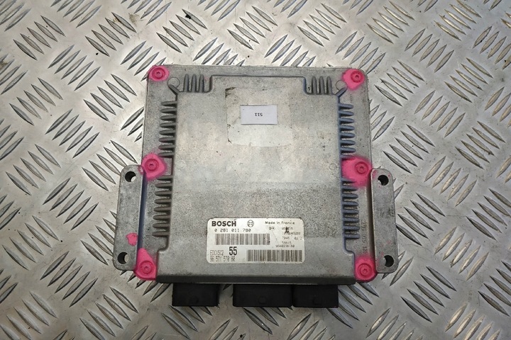 фото №1, Комп'ютер двигуна ecu citroën c5 i dc_ 9657157080 2.2l дизель 98kw 2004