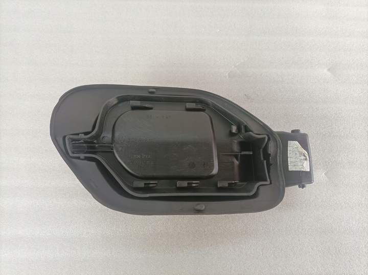 фото №1, Passat b8 крышка заливка топлива 3g9809117