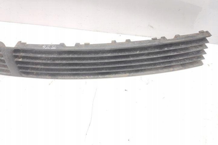 фото №8, Решітка бампера середня vw passat варіант b5 3b6 3b0853677b 1.9l дизель