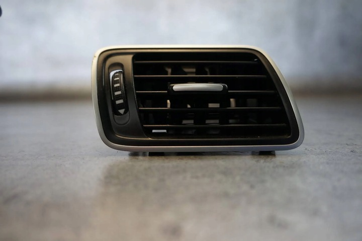 фото №6, Решётка насадка воздуховод правая volkswagen passat cc рестайлинг 3ac819702a