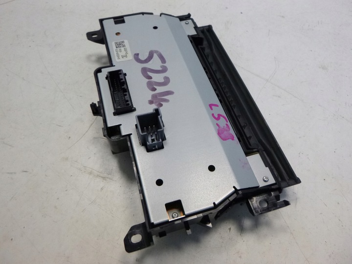 фото №9, Панель кондиционера discovery sport bj32-14c239-dc