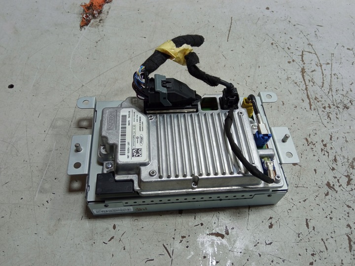 фото №3, Ford c-max mk2 рестайлінг навігація синхронізація 3