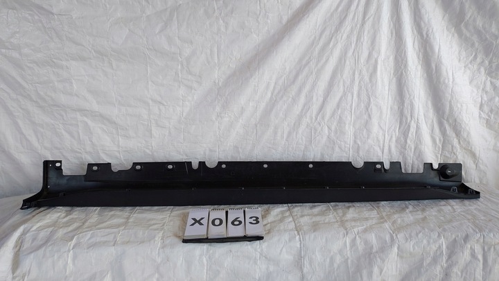 фото №9, Bmw x5 e70 накладка планка порогова права