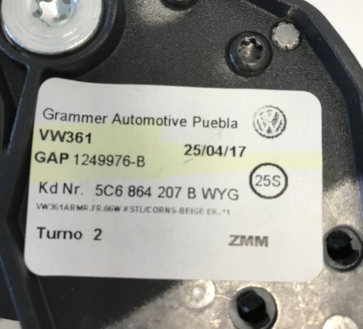 фото №10, Vw jetta підлокітник 5c6864207b шкіра