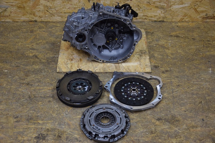 фото №1, Коробка передач коробки передач+ сцепление tucson iv t-gdi 21r 6tyśkm wlj6 m6cf3-1 оригинал