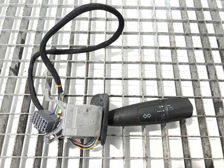 фото №1, Перемикач комбінований daf xf 1892960 вимикач