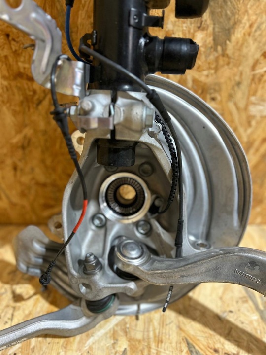 фото №7, Поворотный кулак левая ступица амортизатор bmw 3 g20 g21 lci 4x4 6878611 5km 23r