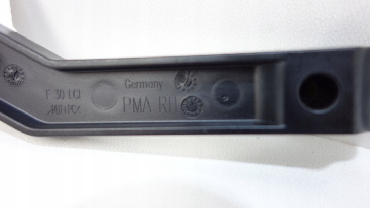 фото №6, Koszyki кріплення датчиків pdc ліві праві bmw 3 f30 lci 15-18