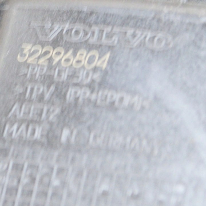 фото №10, Volvo xc40 2021 кришка заливання пального