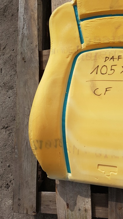 фото №3, Піна губка спинка сидіння водія daf xf 105 , 65 75 85 cf