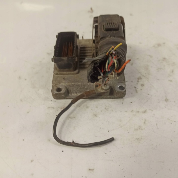 фото №14, Opel agila a 1.0 блок керування двигуном (ecu) 0261206273