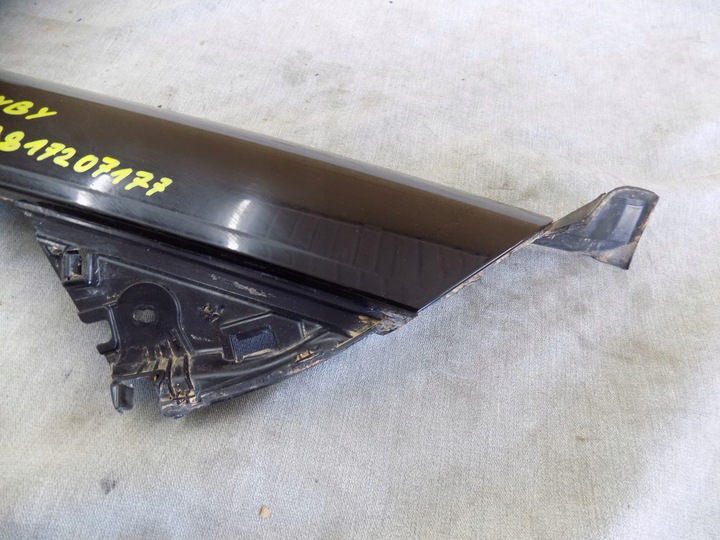 фото №12, Citroen c5 aircross планка стёкла лобовой левая 9817207377 правая 9817207177