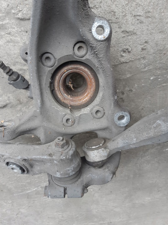 фото №7, Audi a4 b8 a5 8t a6 c7 a7 поворотна опора права правий перед 8k0407258e