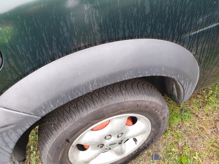 фото №1, Планка подкрылки правые зад land rover freelander версия 3 дверная