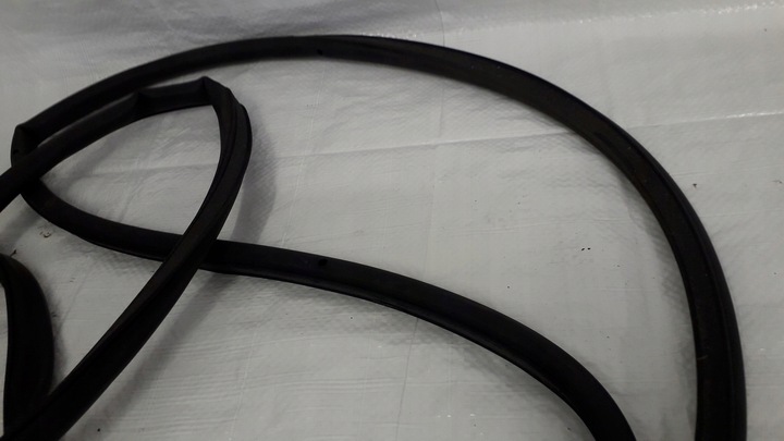 фото №11, Прокладка na дверь vw passat b6 combi sedan eu