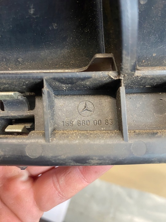 фото №9, Mercedes a класс w169 решётка решётка радиатора решётка радиатора a1698800083 передний рестайлинг