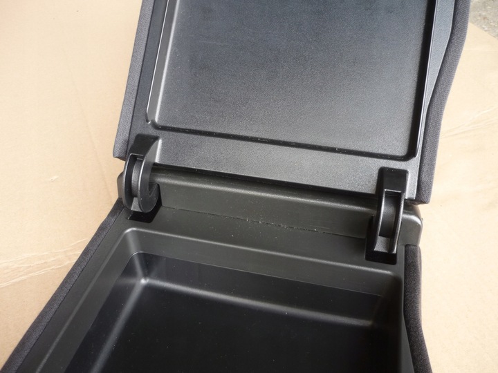 фото №11, Подлокотник задний зад audi a6 c6 a4 b6 b7 хороший