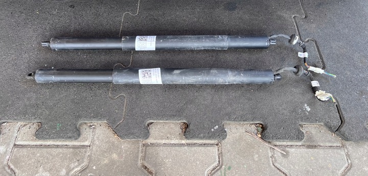 фото №12, Крышка зад задняя багажника лампы приводы bmw x5 g05 цвет a300