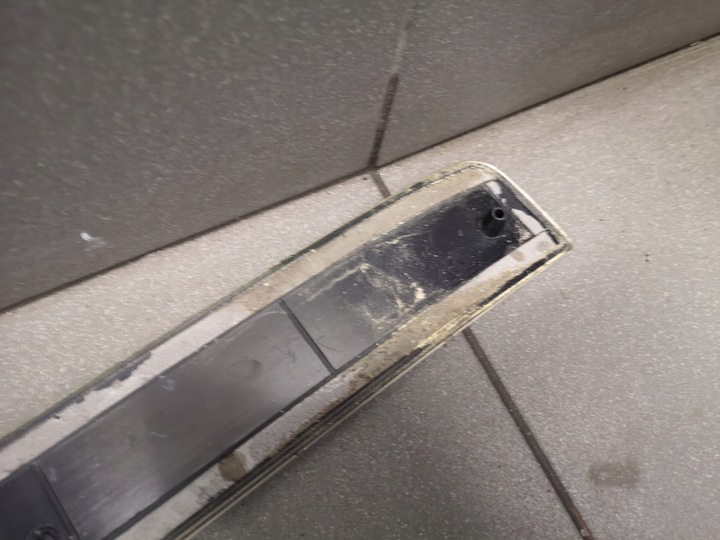 фото №7, Накладка порога левый перед vw phaeton 3d0853537a