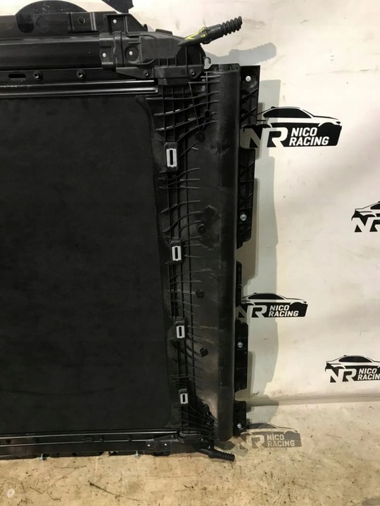 фото №12, Панорама дах панорамний bmw g05 f95 sky lounge