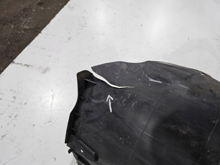 фото №7, Підкрилок праві перед audi a3 8p 8p0821172g