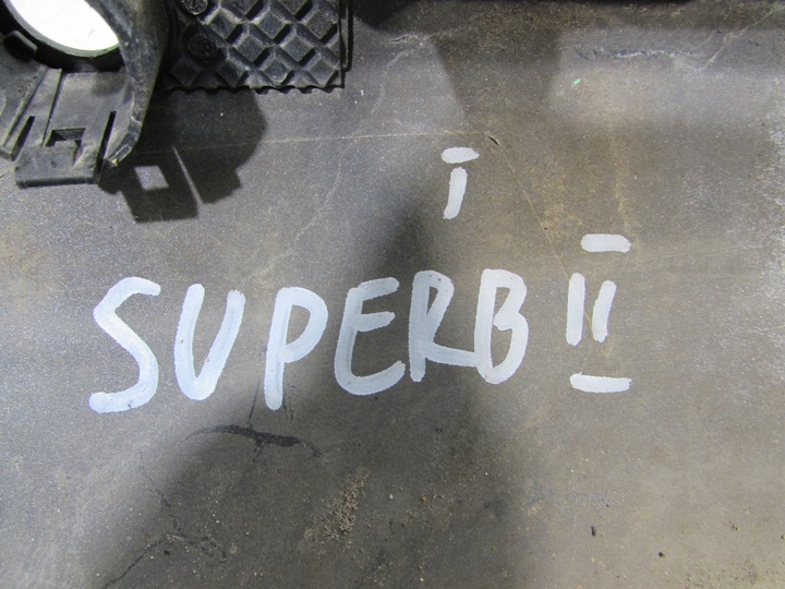 фото №9, Накладка спойлер дифузор бампера skoda superb ii 2 3t5807521 зад