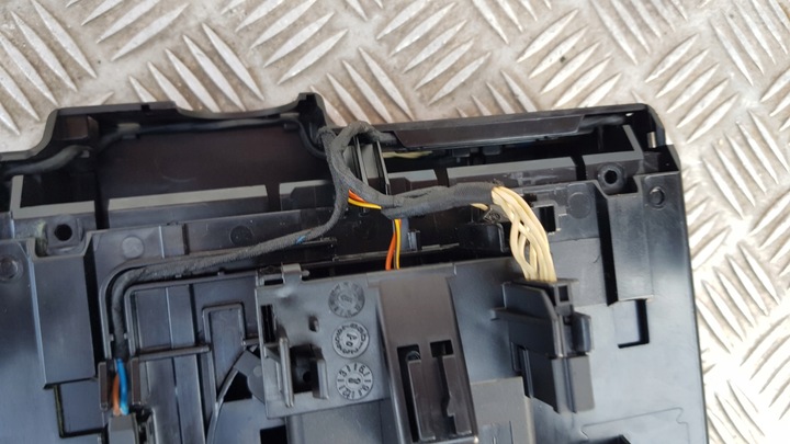 фото №13, Mercedes w211 переключатель панель grzeane сиденья аварийный a2116800552