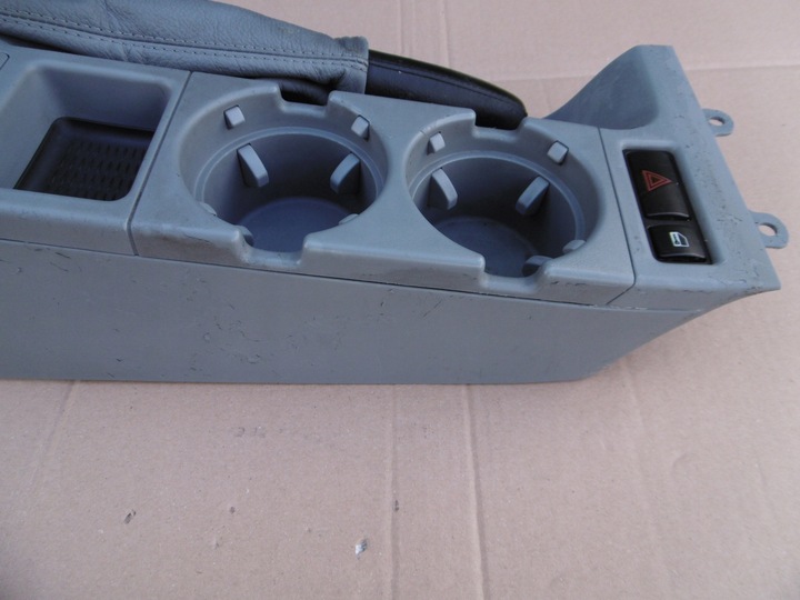 фото №10, Подлокотник туннель подстаканник bmw e46 sedan универсал купе compact серый