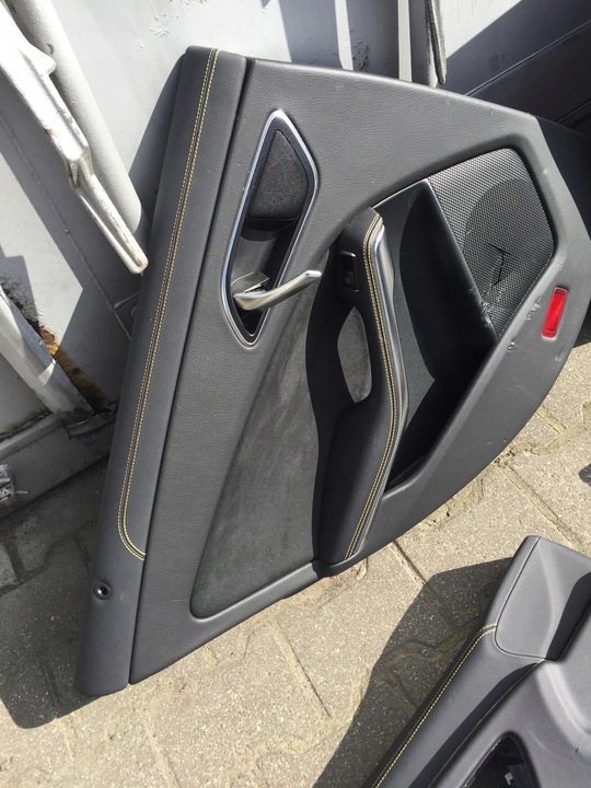 фото №9, Mercedes cla 45 amg w117 боковина дверь обивка shooting break