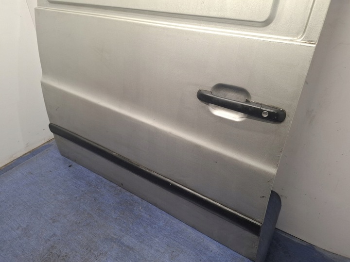 фото №7, Mercedes benz vito 110 d w638 дверь боковые сдвижные правые