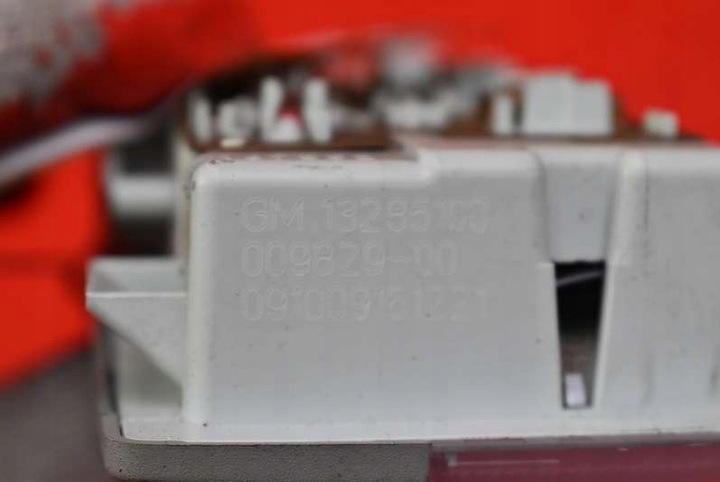 фото №9, Лампа освітлення інтер'єру перед 316627975 opel astra 4 iv j 09-12