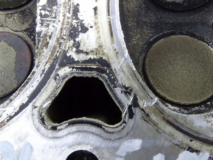 фото №9, Ford mondeo mk2 2.5 v6 sea головка