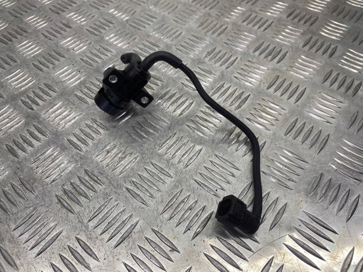 фото №9, Клапан тиску turbo peugeot 308 508 3008 2.0 hdi 2007-2015 9665456180
