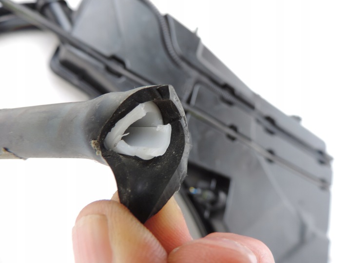 фото №7, Alfa romeo stelvio 2020 2021 бак склоомивача