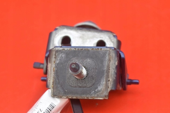 фото №5, Петля петлі кришки ford fiesta mk7 5d 08-17