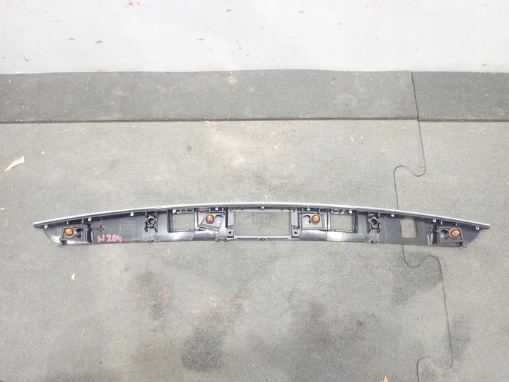 фото №1, Накладка кришки mercedes c-klasa w204