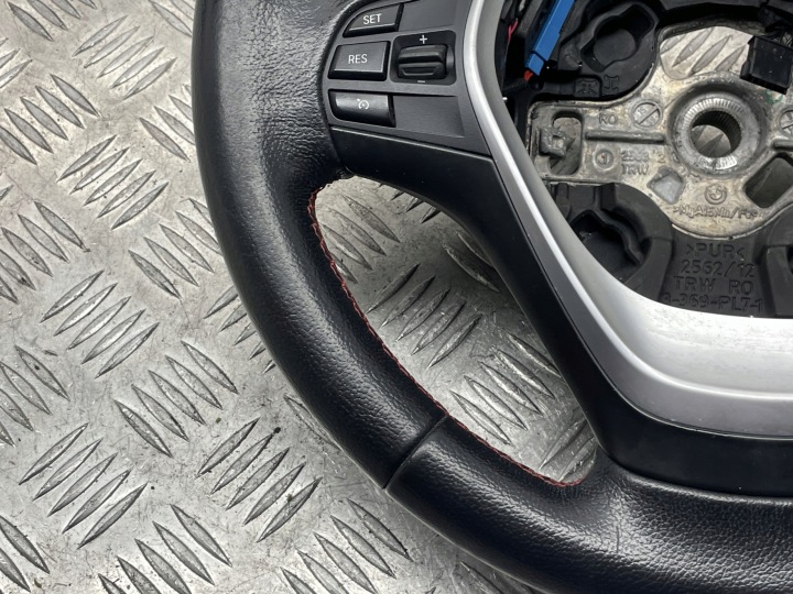 фото №9, Bmw (oem) 6863206 4' f32 кермо шкіра мультифункція пелюстки червона nić
