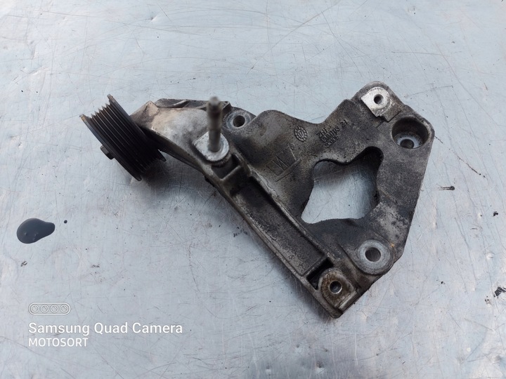 фото №1, Лапи кронштейн jeep 3.0 crd wk2 vmmt033310f