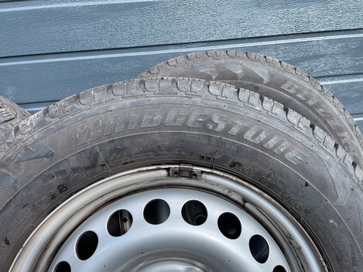 фото №9, Vw t5 диски 7h0601027d шины 215/65r16c bridgestone