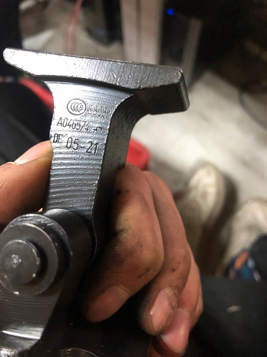 фото №13, Петля двері праві opel insignia a z41c a046574