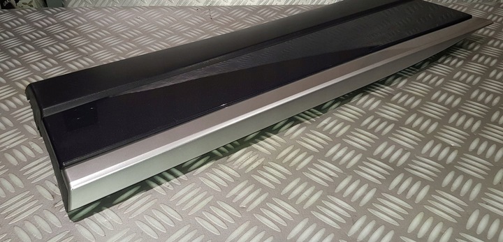 фото №12, Range rover vogue l405 планка двері права зад нижній