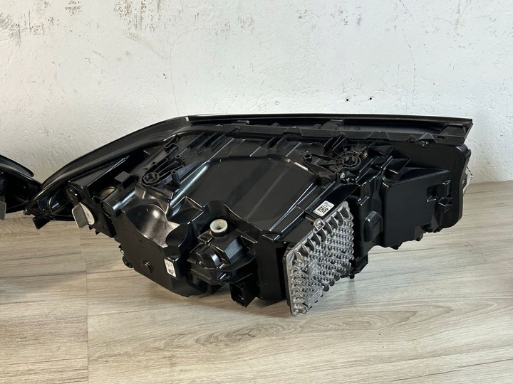 фото №6, Лампа правая bmw g30 g31 комплект 1 7439200-01