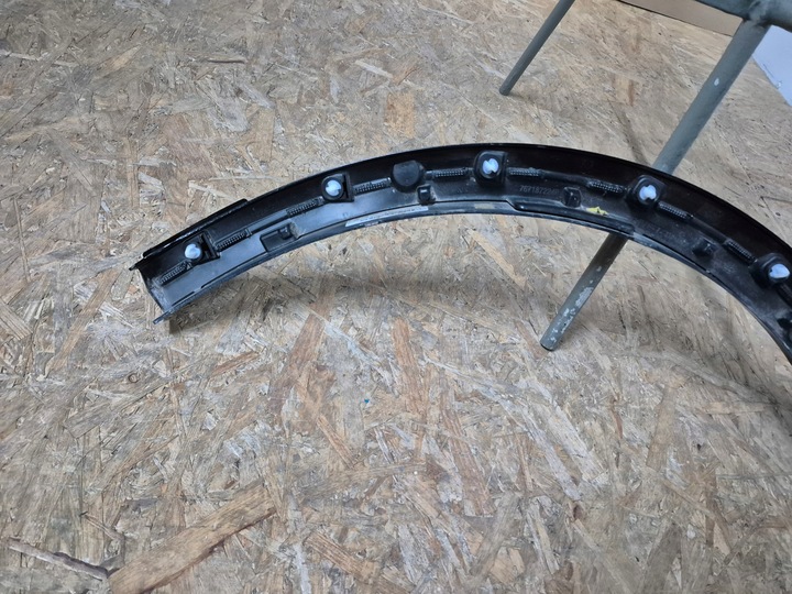 фото №7, Renault megane v 5 e-tech планка na крыло задний зад правые