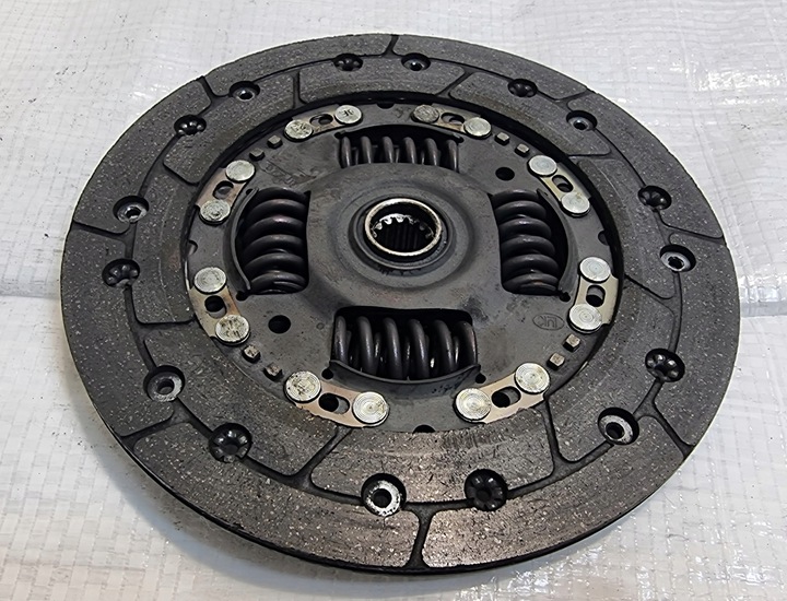 фото №9, Opel astra j iv сцепление диск прижим 1.6 a16xer 121006710 321010510